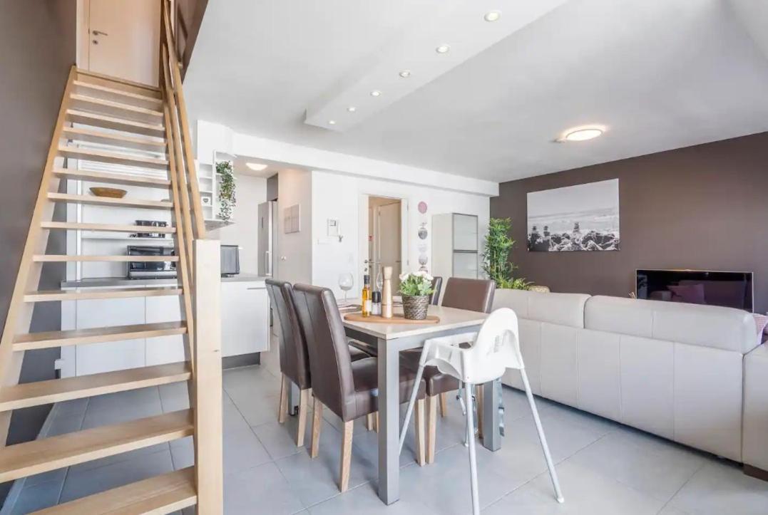 Cosy Duplex In Westende Met 3 Slpk ミデルケルケ エクステリア 写真